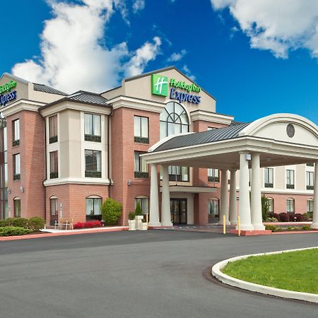 Holiday Inn Express And Suites Quakertown - Allentown Area By Ihg Bagian luar foto