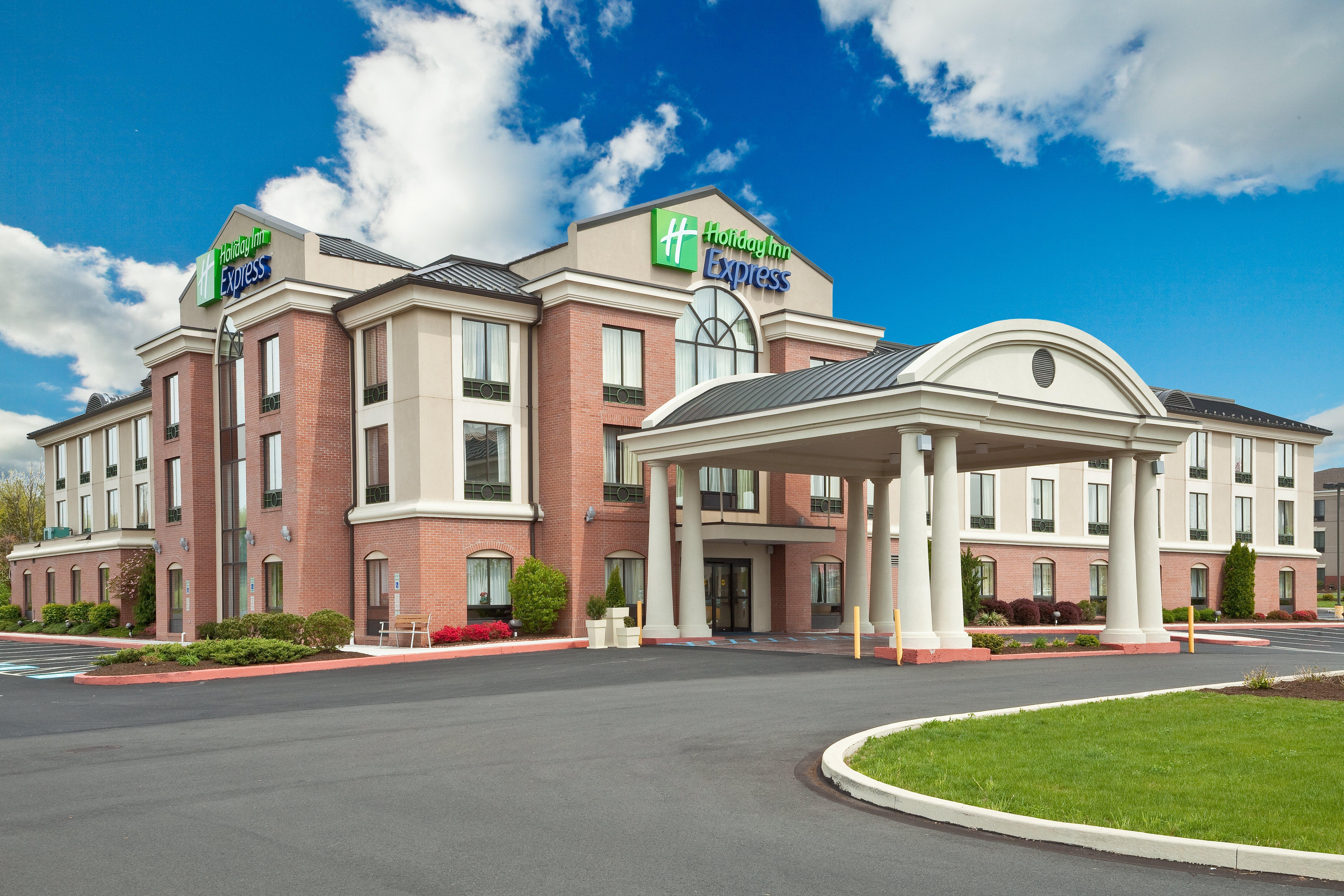 Holiday Inn Express And Suites Quakertown - Allentown Area By Ihg Bagian luar foto