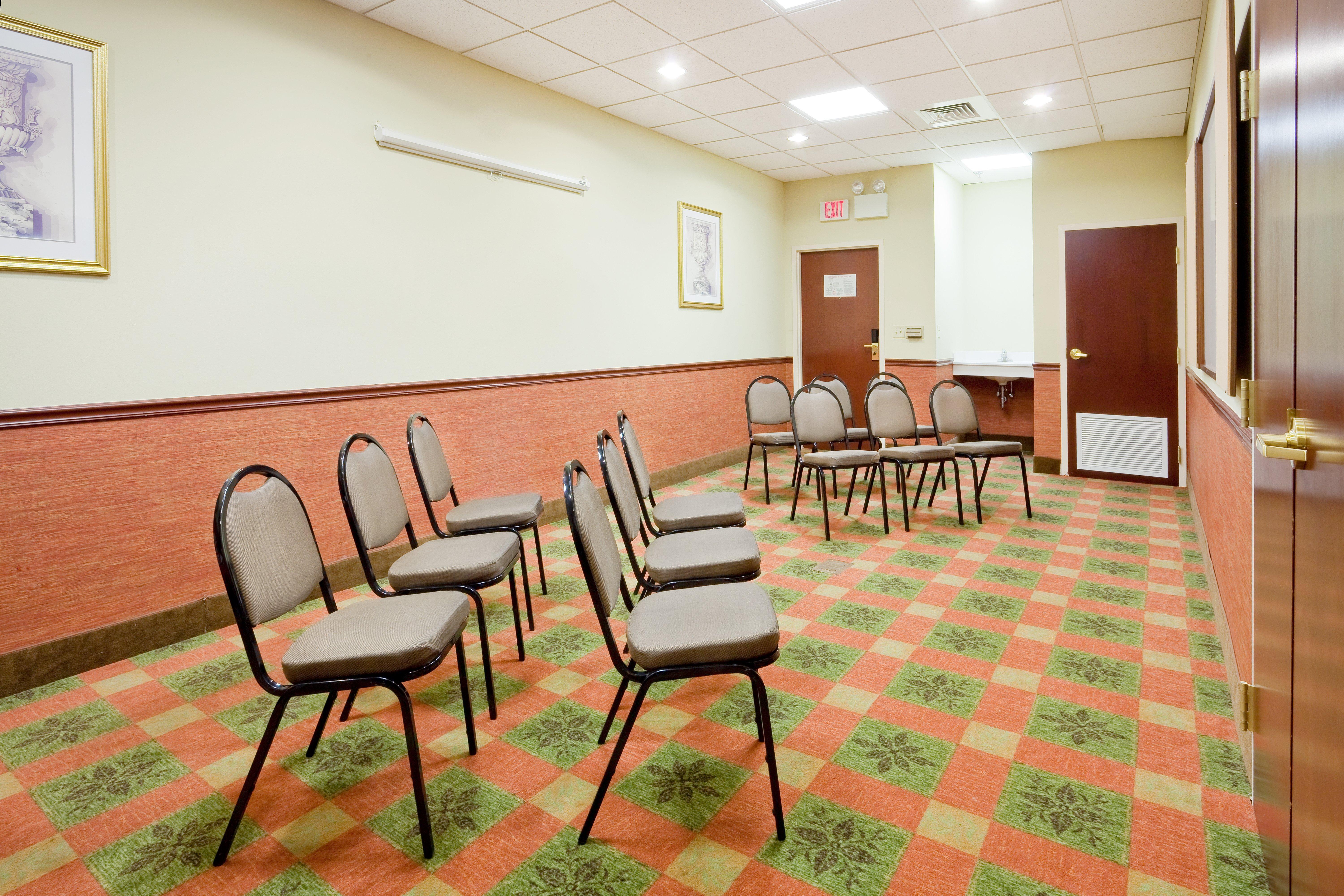 Holiday Inn Express And Suites Quakertown - Allentown Area By Ihg Bagian luar foto