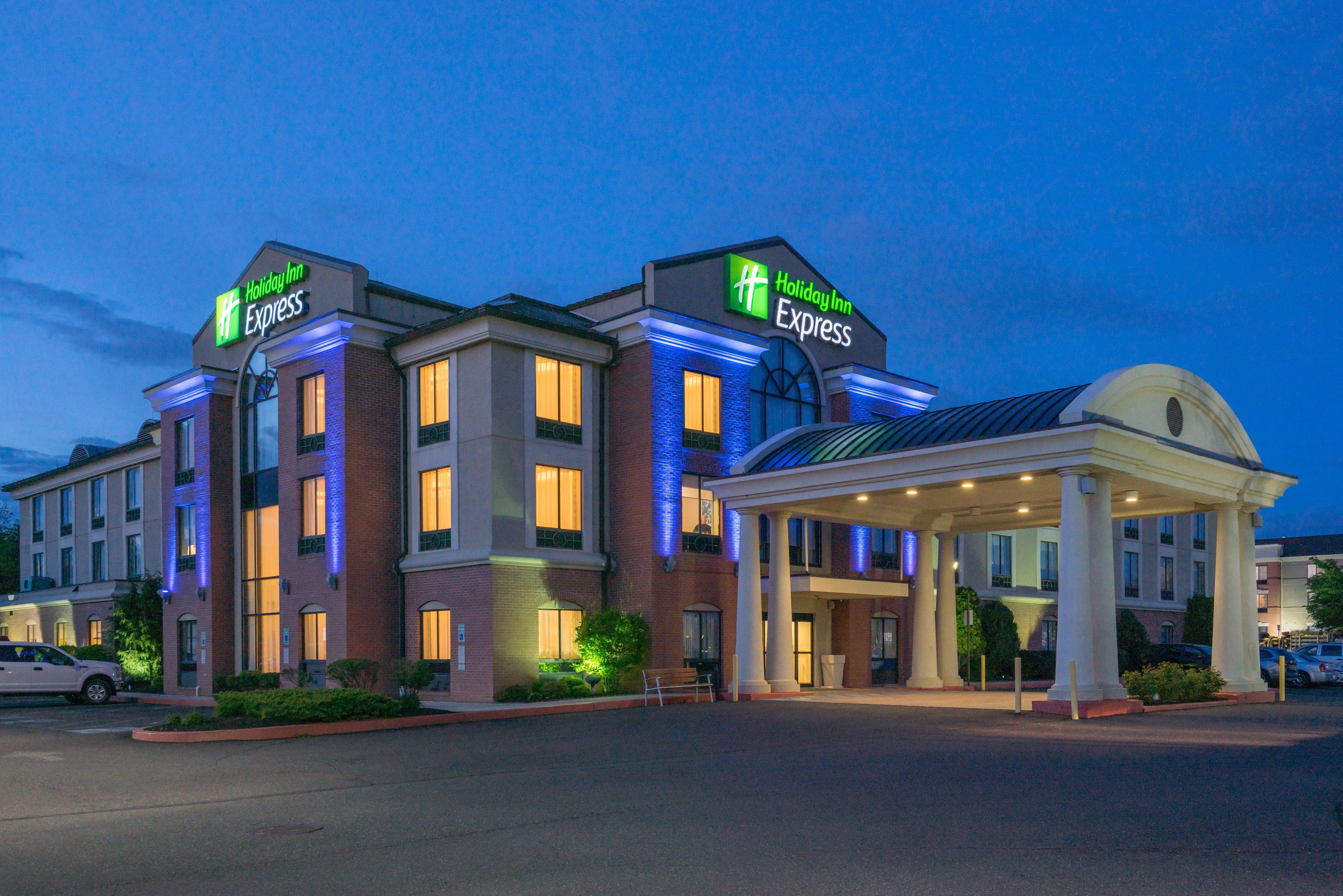 Holiday Inn Express And Suites Quakertown - Allentown Area By Ihg Bagian luar foto