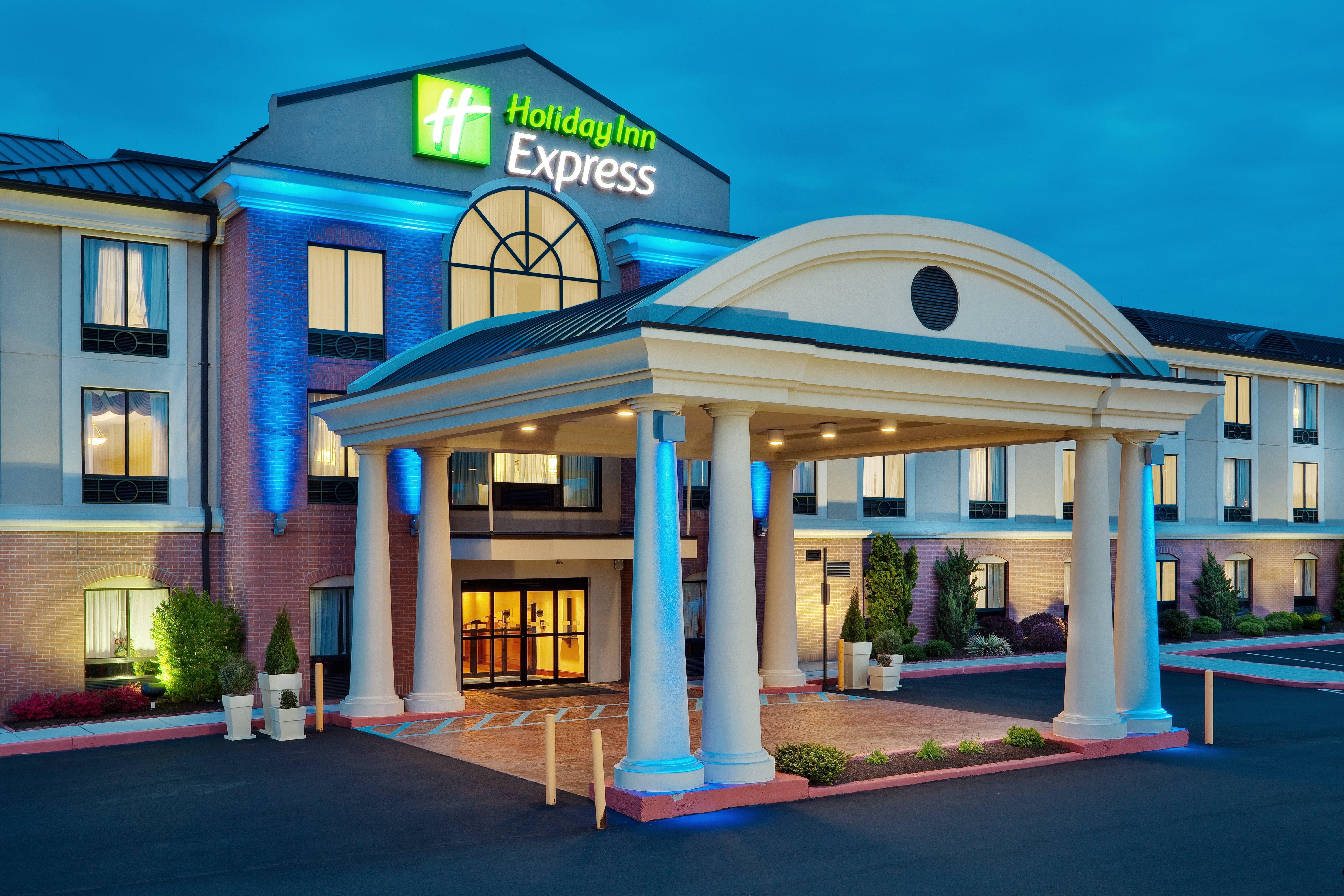Holiday Inn Express And Suites Quakertown - Allentown Area By Ihg Bagian luar foto